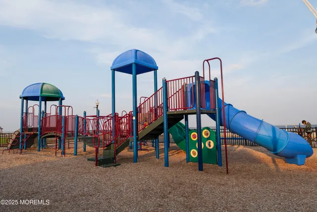 $2,950,000 | 900 Ocean Avenue, Bradley Beach, NJ 07720