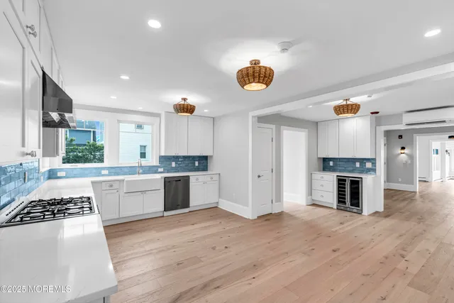 a picture of floor plan