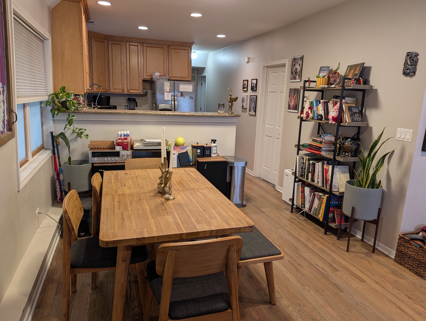 714 North Elizabeth Street, Unit 1 Chicago, IL 60642 - Photo 5 of 27
