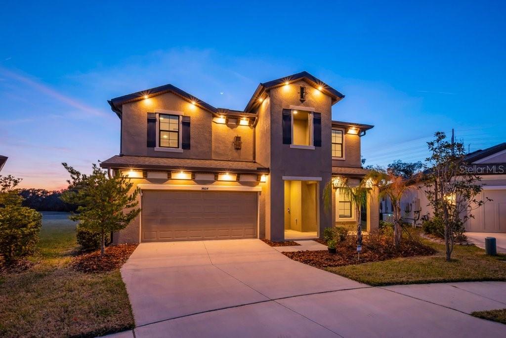 14604 Horse Trot Road Lithia, FL 33547 - Photo 43 of 62 a front view of a house