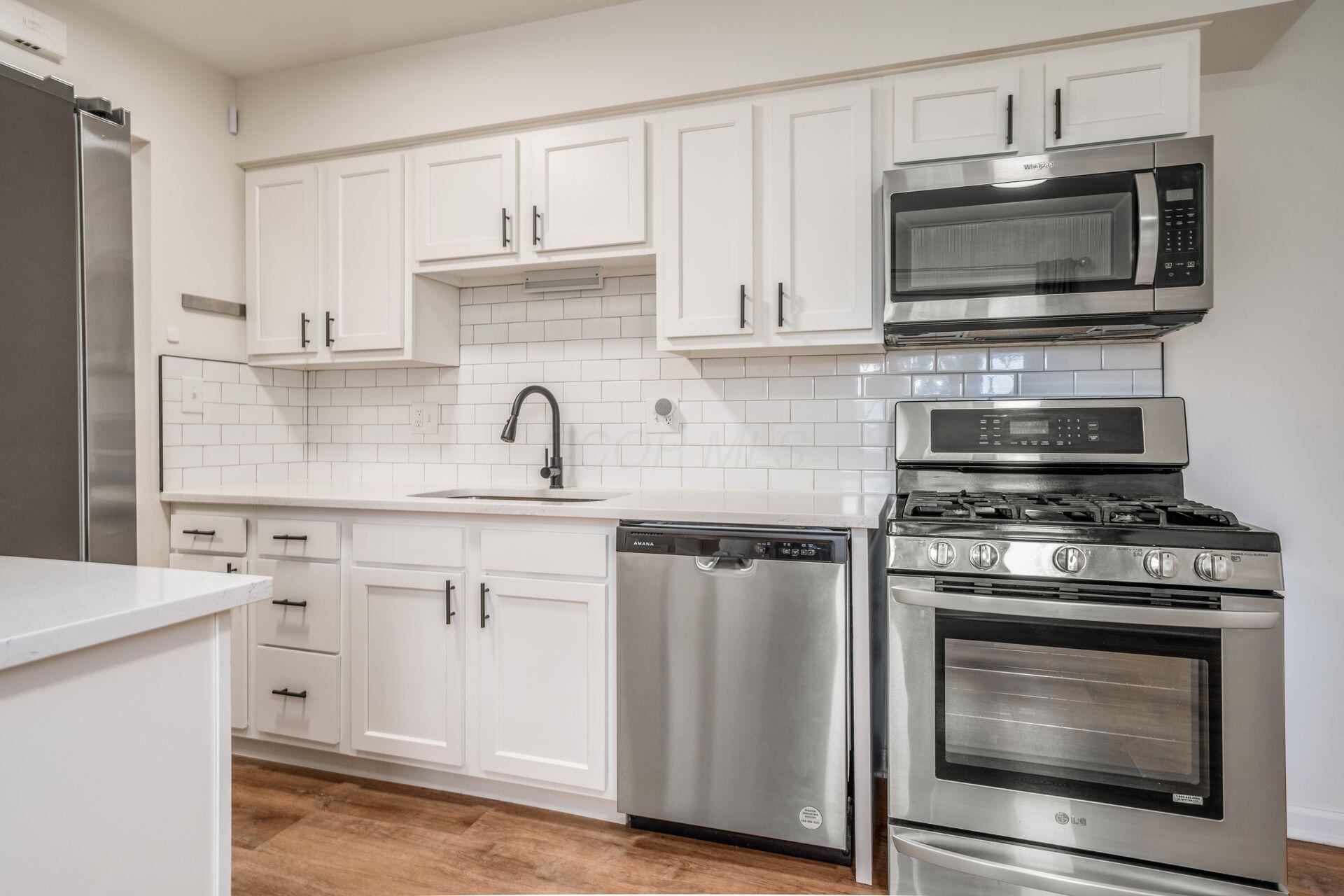 3464 Brazzaville Road Westerville, OH 43081 - Photo 2 of 46 Newer SS appliances including gas range/stove