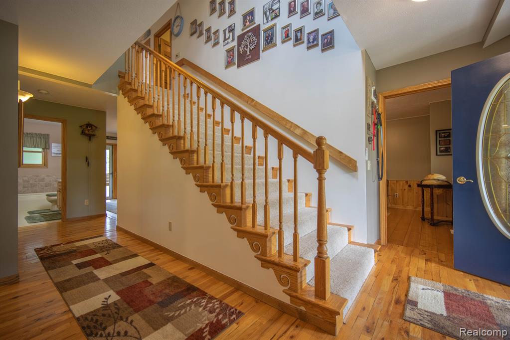 7762 West 50 Road Cadillac, MI 49601 - Photo 16 of 60