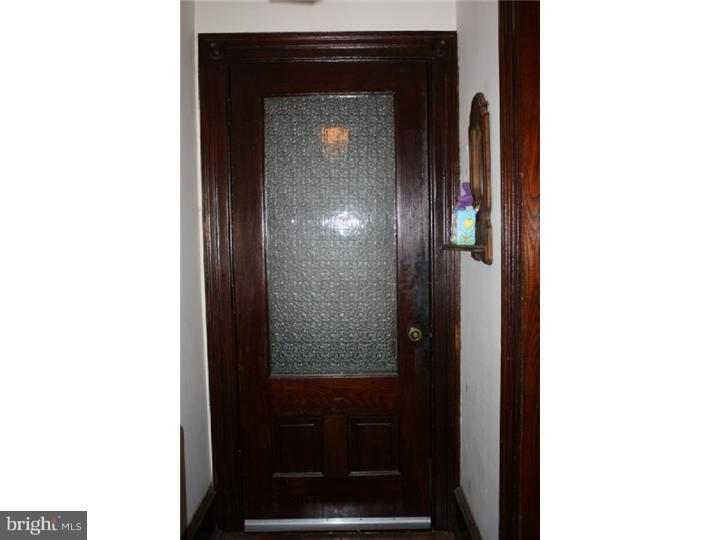 326 Nutt Road Phoenixville, PA 19460 - Photo 2 of 25 Foyer