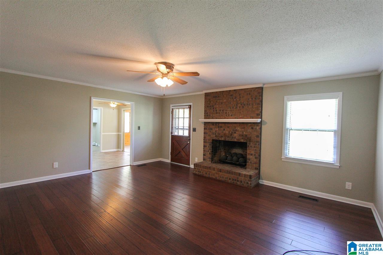 1016 Sand Rock Road Anniston, AL 36207 - Photo 3 of 33