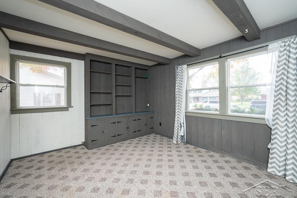 635 Stoneham Road Saginaw, MI 48638 - Photo 10 of 19 50059992-9.JPG