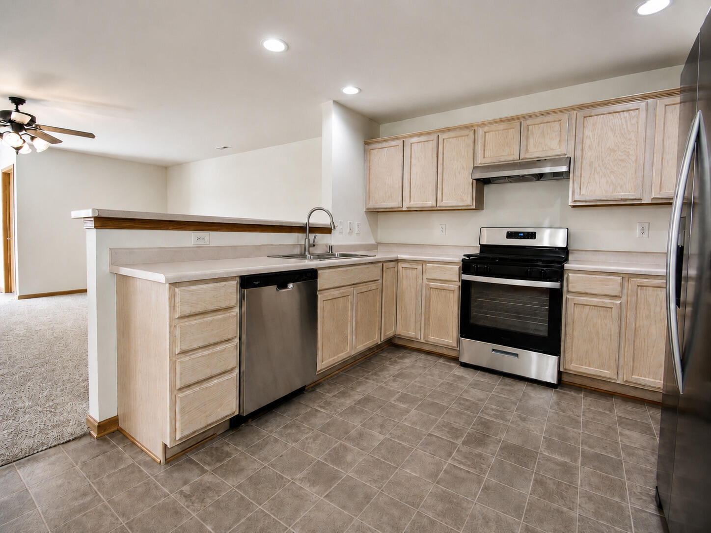 944 Birch Drive Crown Point, IN 46307 - Photo 5 of 21 1448x1086