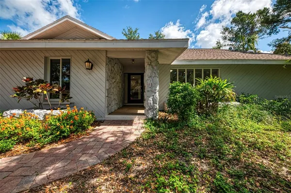 $5,800 | 1224 South View Drive, Sarasota, FL 34242