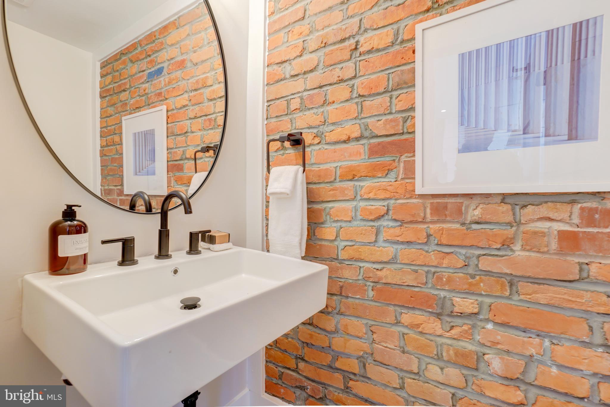 1440 Spring Road Northwest Washington, DC 20010 - Photo 9 of 24 Gallery Image 9