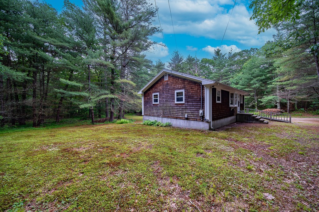 201 Byron Randall Road Scituate, RI 02857 - Photo 11 of 36