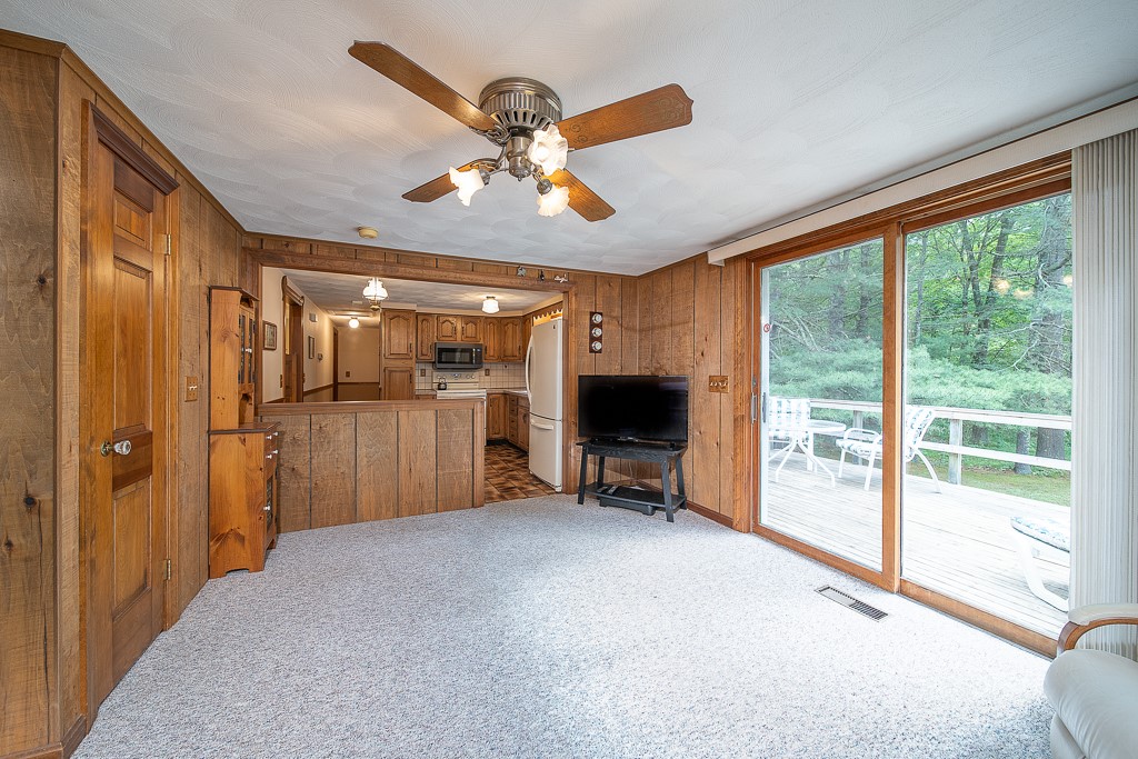 201 Byron Randall Road Scituate, RI 02857 - Photo 20 of 36