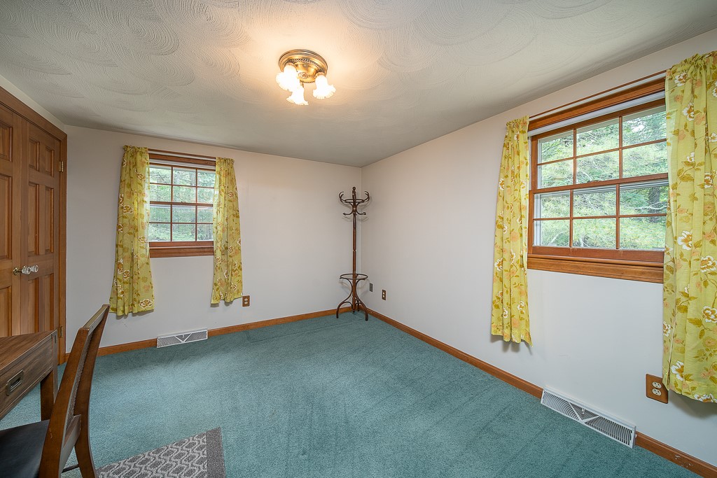 201 Byron Randall Road Scituate, RI 02857 - Photo 27 of 36