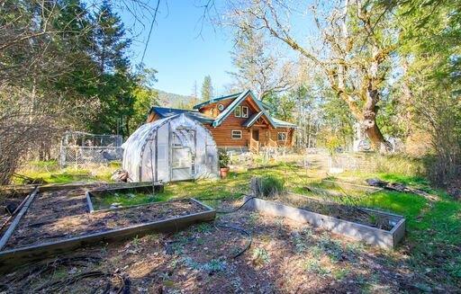 14550 Upper Applegate Road Jacksonville, OR 97530 - Photo 27 of 29 Additional Photo