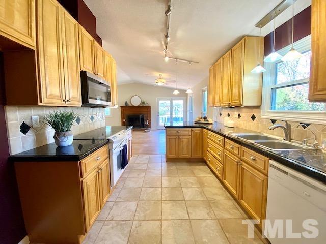 4819 Mandel Road Durham, NC 27712 - Photo 5 of 27 Gallery Image 5