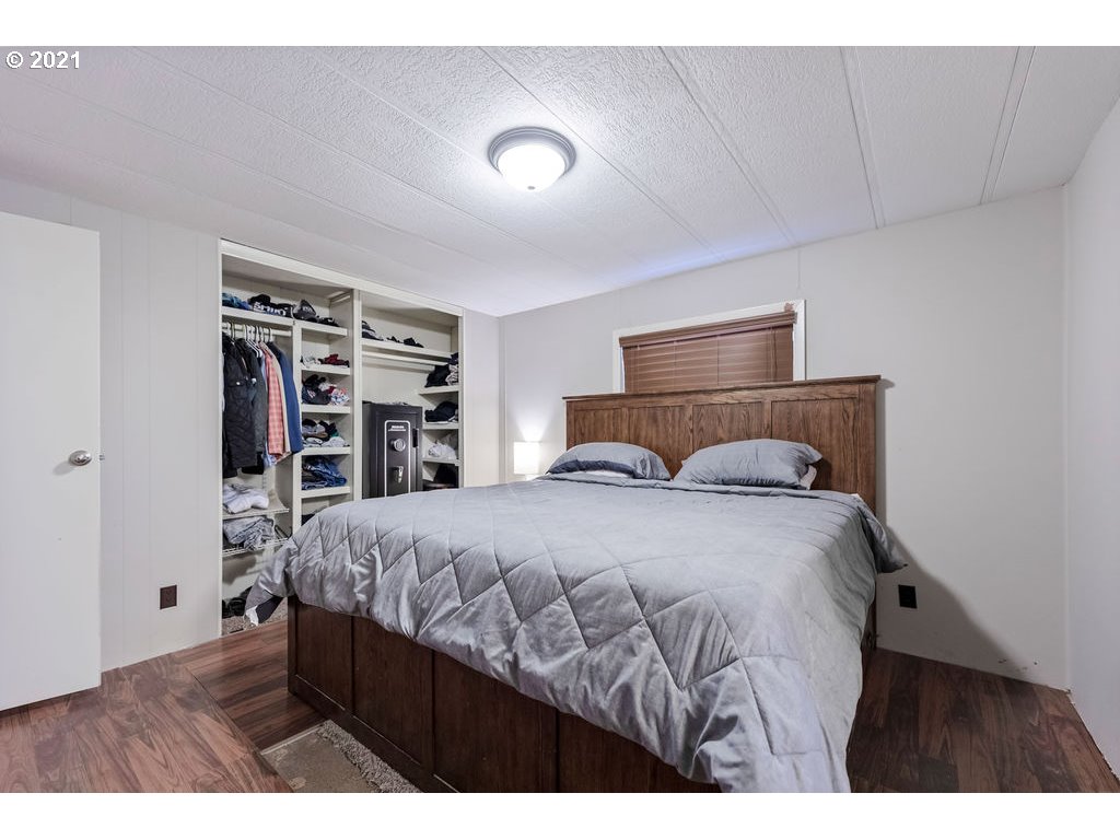 6906 Northwest 291st Street Ridgefield, WA 98642 - Photo 12 of 32