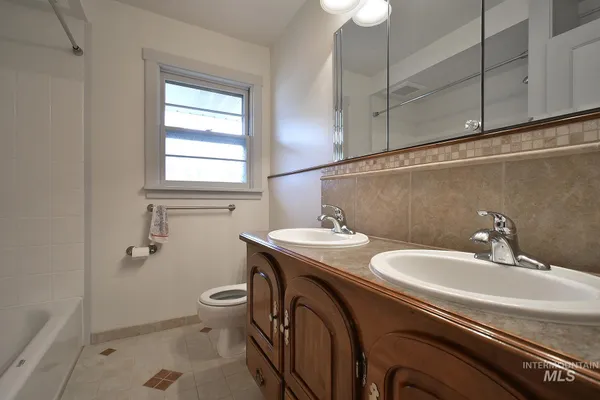 $499,000 | 115 North Lincoln Street, Moscow, ID 83843