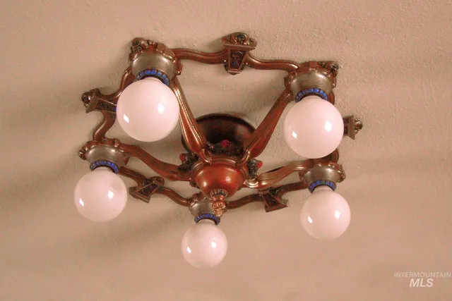 $499,000 | 115 North Lincoln Street, Moscow, ID 83843