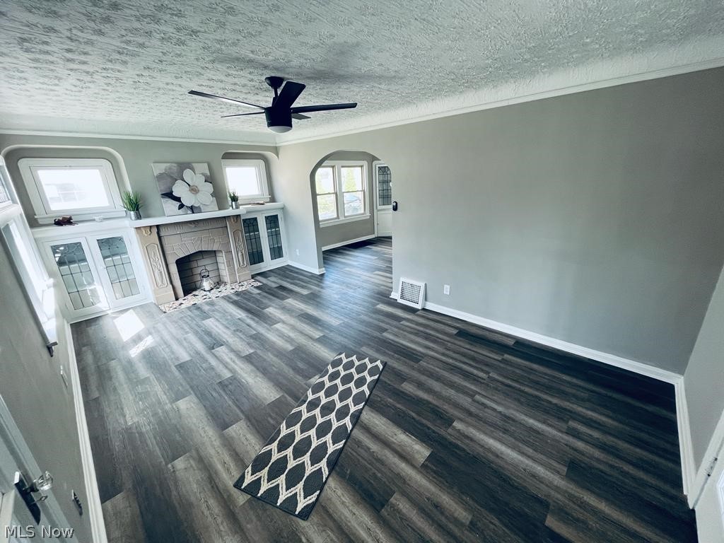 3345 Berea Road Cleveland, OH 44111 - Photo 3 of 30 Gallery Image 3