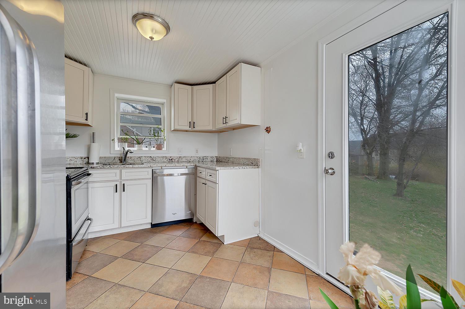 23126 Frederick Road Clarksburg, MD 20871 - Photo 15 of 49 Gallery Image 15