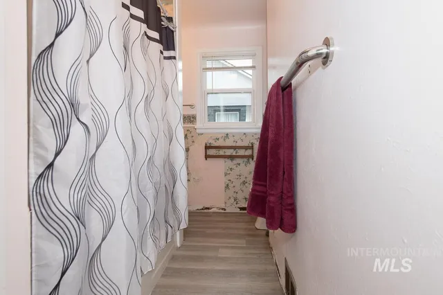 $475,000 | 119 South Holly Street, Nampa, ID 83686