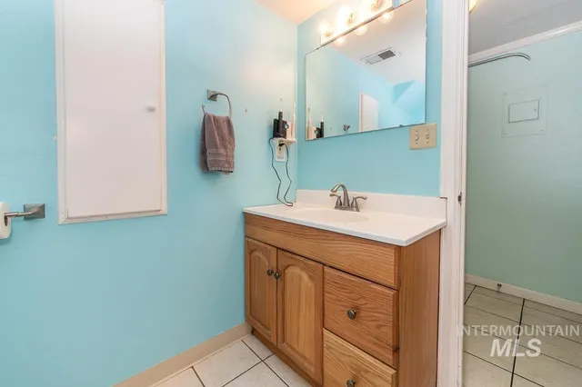 $475,000 | 119 South Holly Street, Nampa, ID 83686