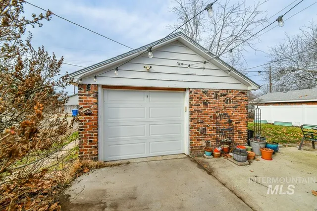 $475,000 | 119 South Holly Street, Nampa, ID 83686