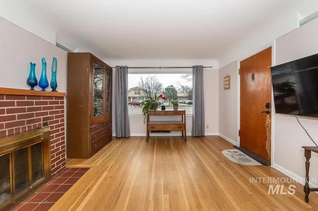 $475,000 | 119 South Holly Street, Nampa, ID 83686