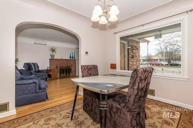 $475,000 | 119 South Holly Street, Nampa, ID 83686