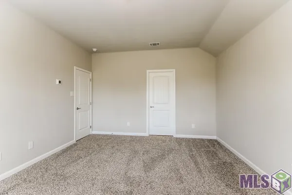 $1,995 | 106 Royal Oak Street, Youngsville, LA 70592