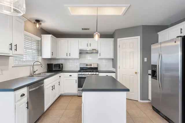 $2,350 | 14404 Ballycastle Trail, Austin, TX 78717