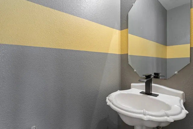 $2,350 | 14404 Ballycastle Trail, Austin, TX 78717