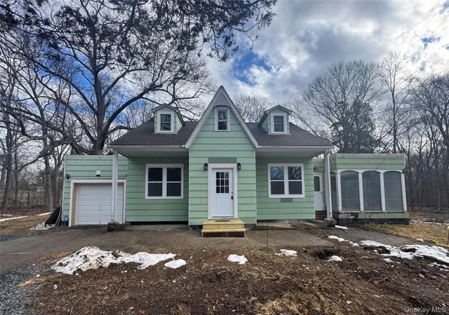 $2,500 | 68 Chapel Road, Newburgh, NY 12550