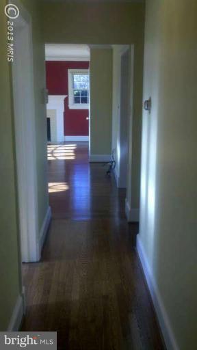 39158 Aldie Road Aldie, VA 20105 - Photo 10 of 17 Hall