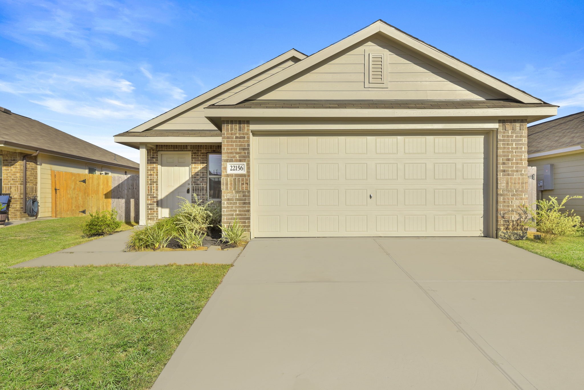 Welcome to 22156 Juniper Crossing Dr in Pinewood at Grand Texas!