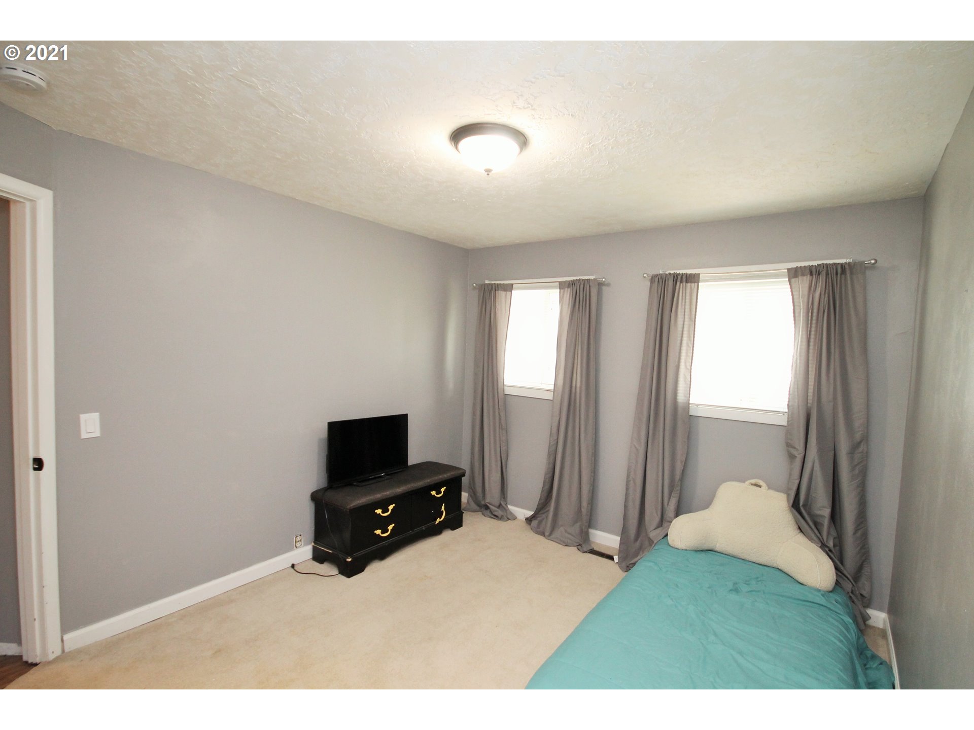 30170 Northeast Benjamin Road Newberg, OR 97132 - Photo 21 of 32 Gallery Image 21