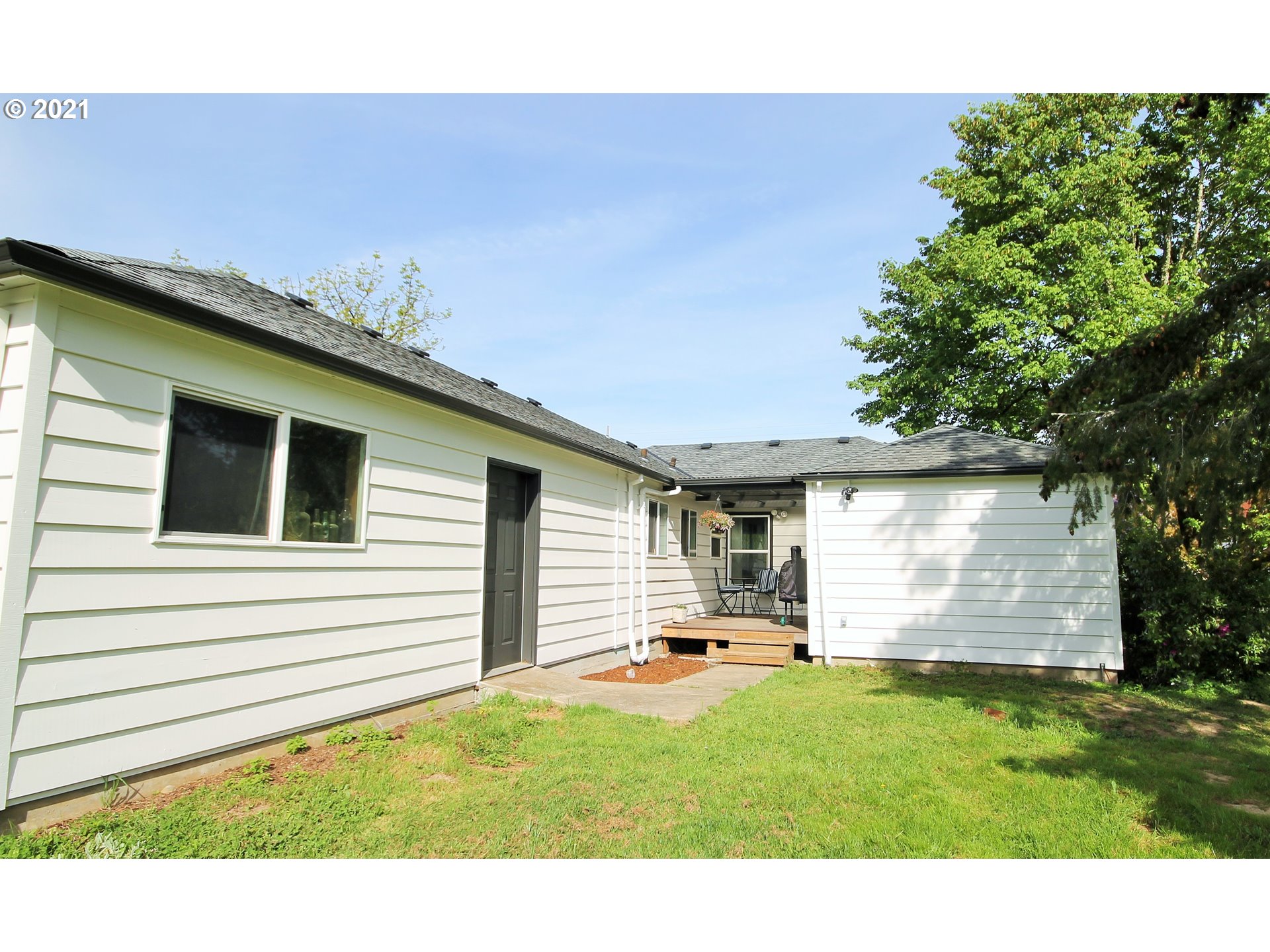 30170 Northeast Benjamin Road Newberg, OR 97132 - Photo 26 of 32 Gallery Image 26