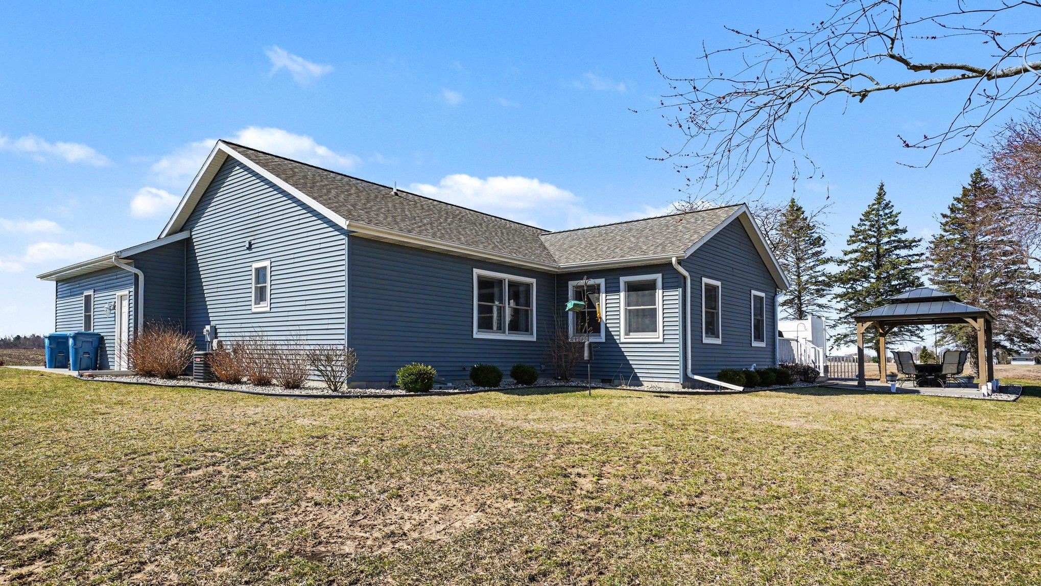 1571 East Cody Estey Road Pinconning, MI 48650 - Photo 27 of 33