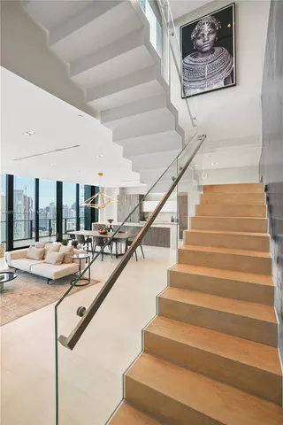 $24,500 | 650 Northeast 32nd Street, Unit UPH5303, Miami, FL 33137