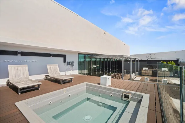 $24,500 | 650 Northeast 32nd Street, Unit UPH5303, Miami, FL 33137