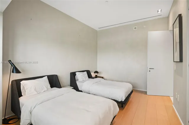 $24,500 | 650 Northeast 32nd Street, Unit UPH5303, Miami, FL 33137