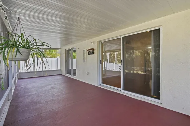 $2,500 | 30525 Lanesborough Circle, Wesley Chapel, FL 33543