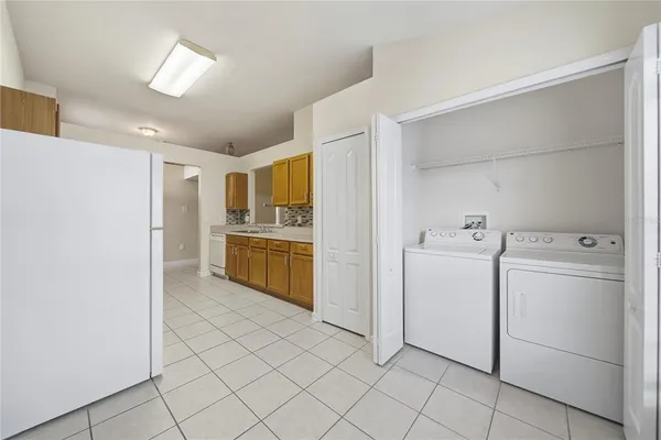 $2,400 | 30525 Lanesborough Circle, Wesley Chapel, FL 33543