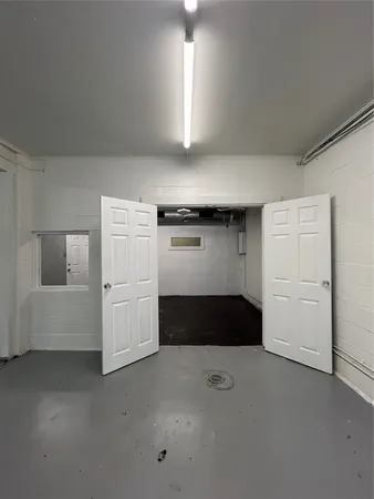 $2,600 | 1804 North Main Street, Houston, TX 77009