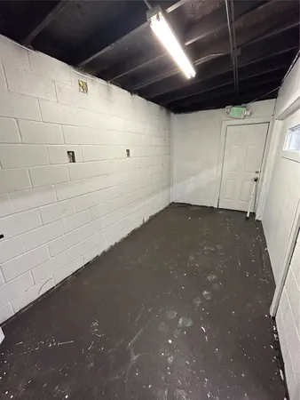 $2,600 | 1804 North Main Street, Houston, TX 77009