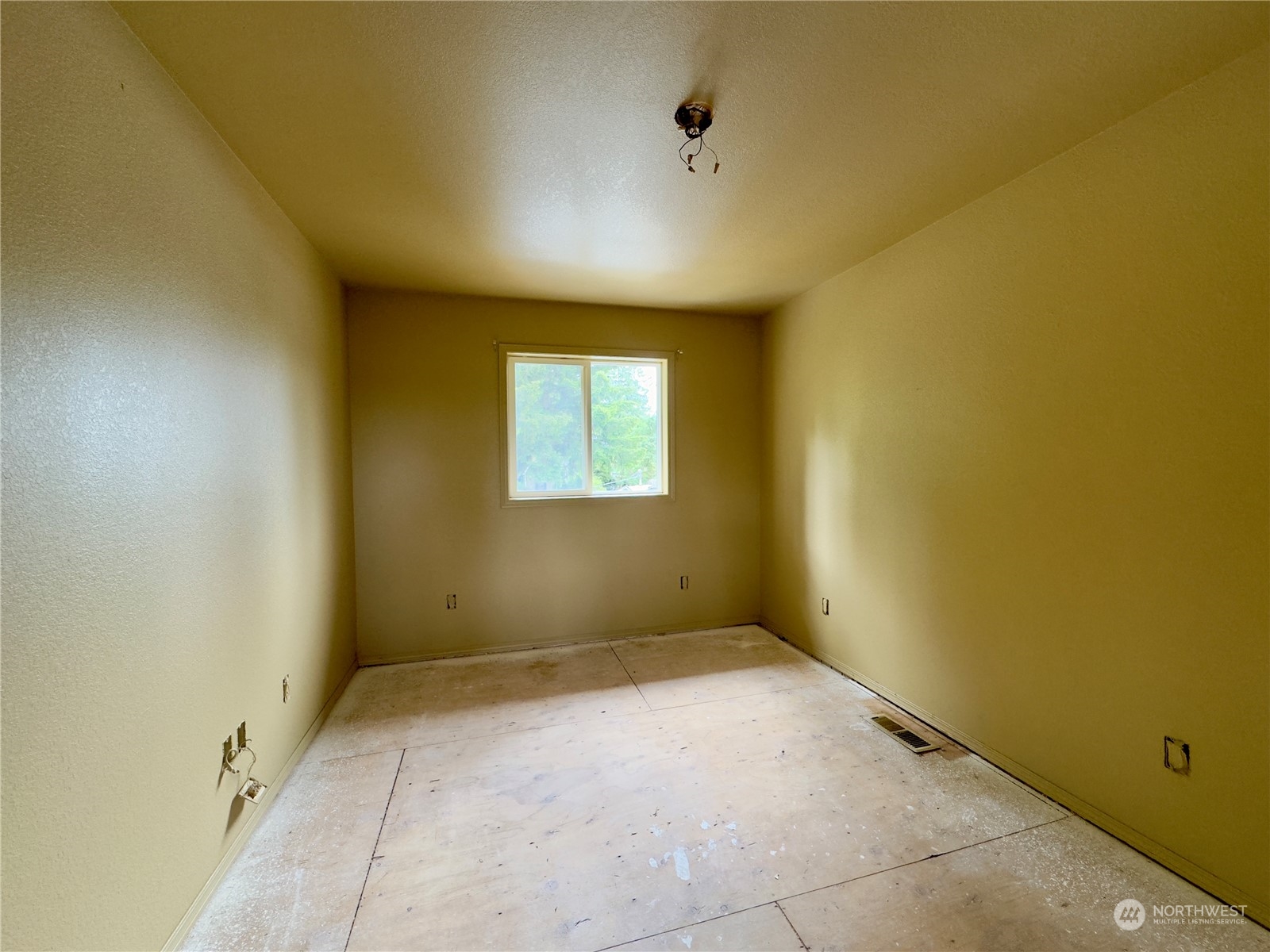 121 Wilkes Road Grapeview, WA 98546 - Photo 25 of 40 Gallery Image 25