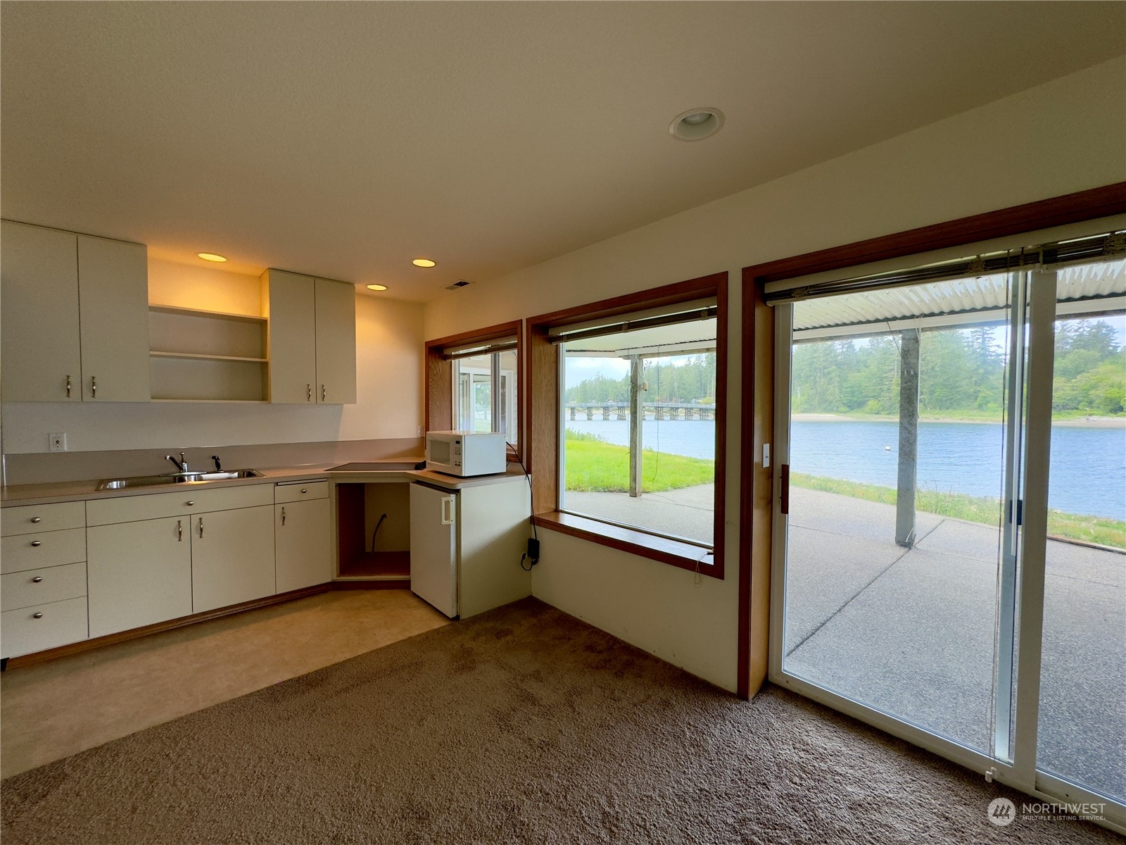 121 Wilkes Road Grapeview, WA 98546 - Photo 33 of 40 Gallery Image 33