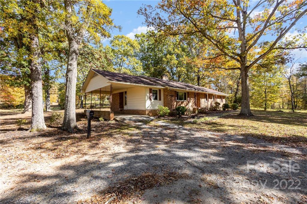 898 East Old Limestone Road York, SC 29745 - Photo 1 of 34 Gallery Image 1