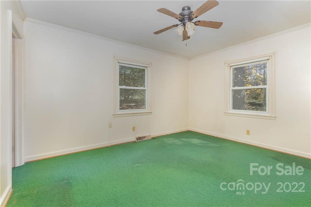 898 East Old Limestone Road York, SC 29745 - Photo 16 of 34 Gallery Image 16