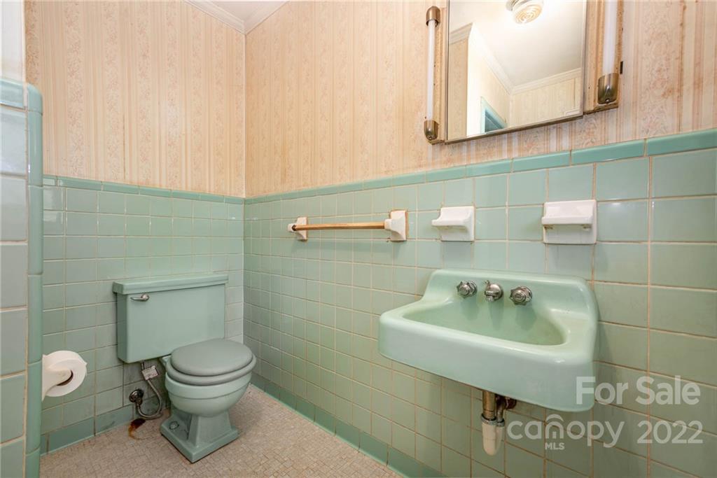 898 East Old Limestone Road York, SC 29745 - Photo 19 of 34 Gallery Image 19
