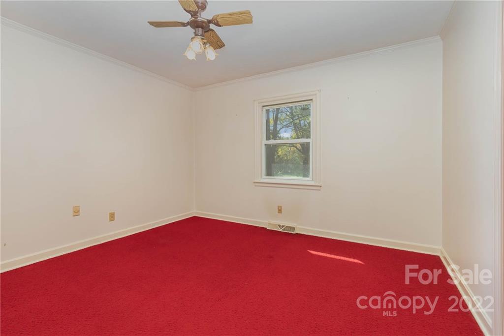 898 East Old Limestone Road York, SC 29745 - Photo 23 of 34 Gallery Image 23