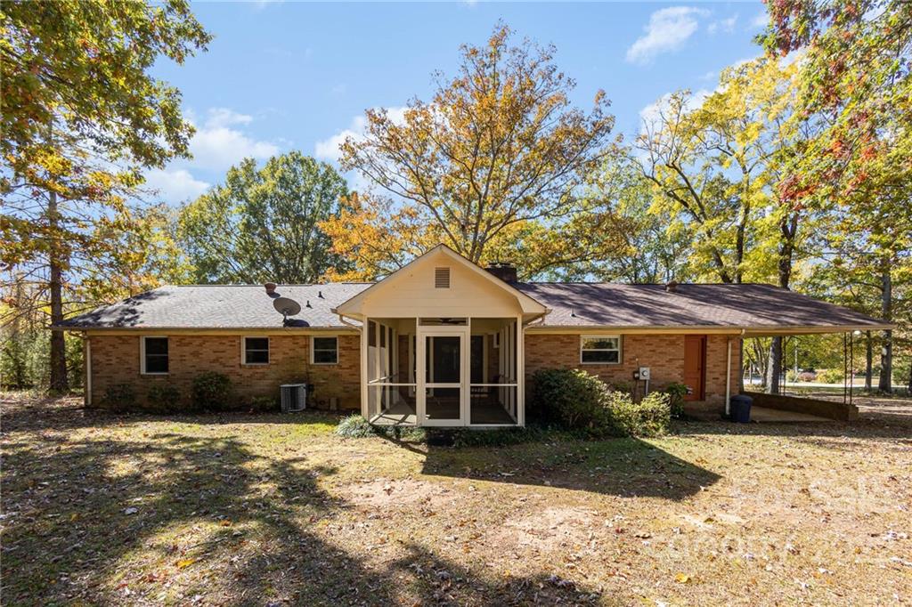 898 East Old Limestone Road York, SC 29745 - Photo 30 of 34 Gallery Image 30